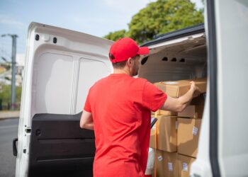 Lieferfahrten für Gewerbe in Leipzig koordinieren